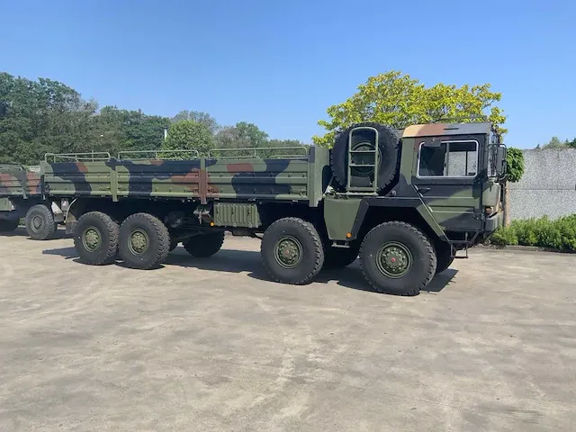 Legertruck - afbeelding 23 van  50