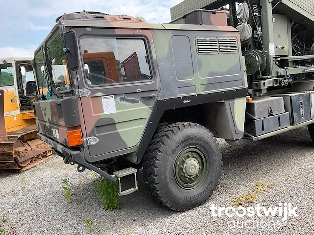 Legertruck - afbeelding 3 van  24