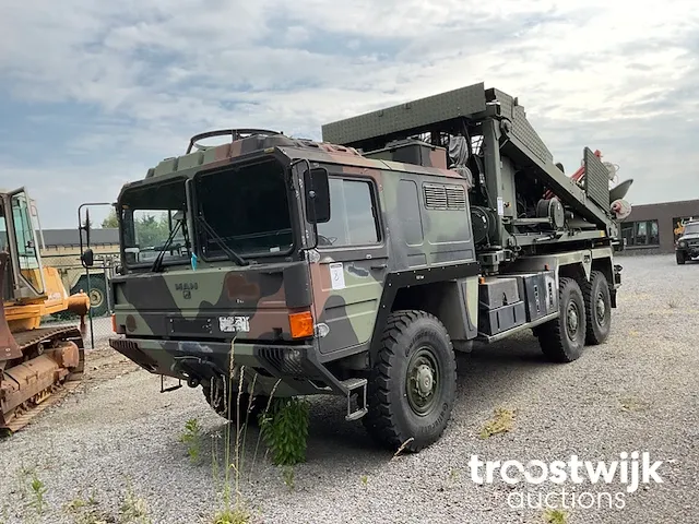 Legertruck - afbeelding 1 van  24