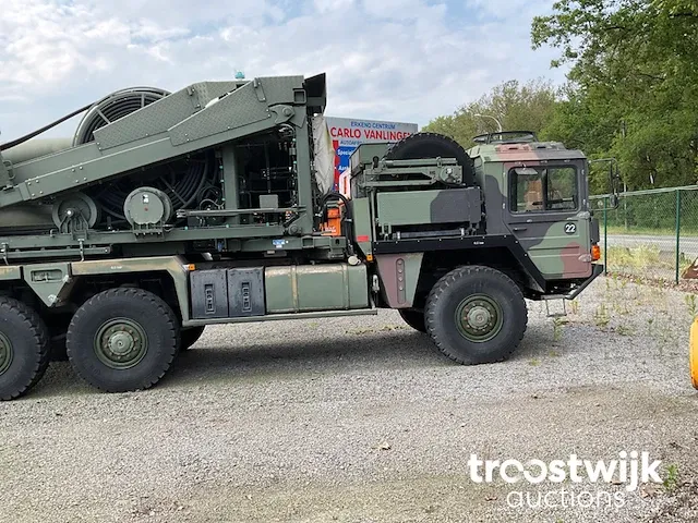 Legertruck - afbeelding 20 van  24