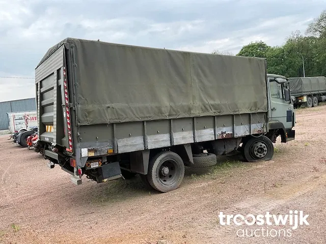 Legertruck - afbeelding 13 van  17