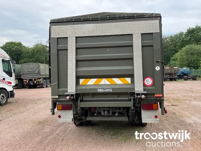 Legertruck - afbeelding 14 van  17
