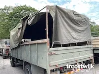 Legertruck - afbeelding 2 van  13