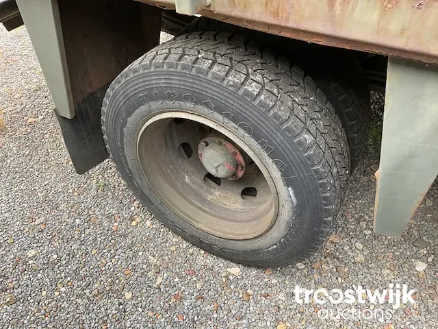Legertruck - afbeelding 10 van  13