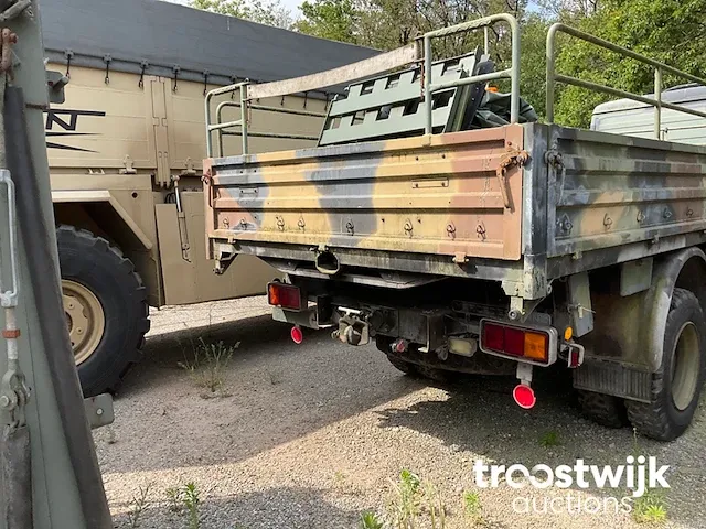 Legertruck - afbeelding 13 van  16