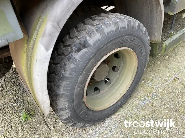 Legertruck - afbeelding 14 van  16