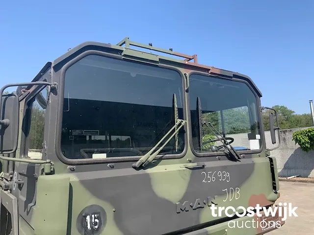 Legertruck - afbeelding 6 van  43