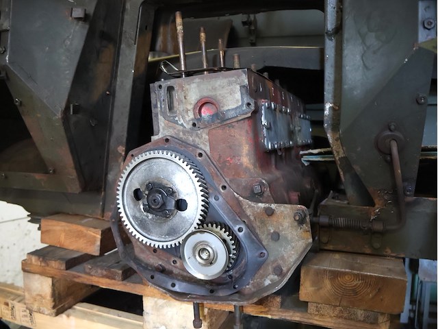 Legervrachtwagen bedford 1952 - afbeelding 16 van  18