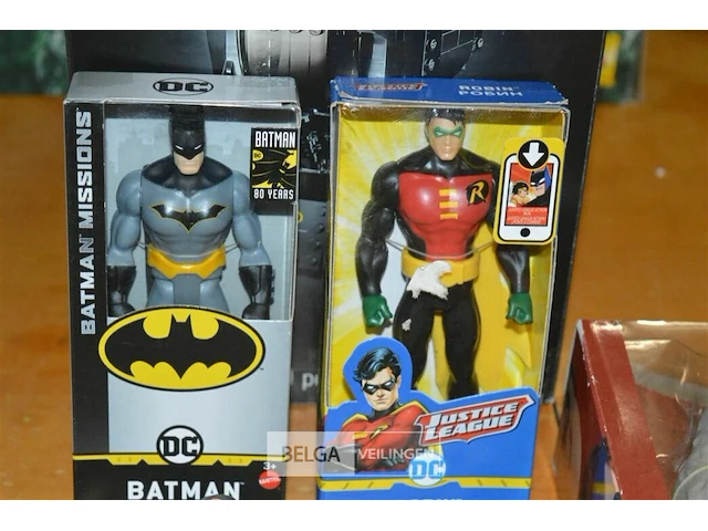 Lego badman hoofd, batman en robin nog in verpakking, incredibles in verpakking - afbeelding 2 van  4
