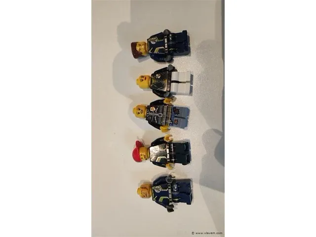 Lego figuren - afbeelding 1 van  4