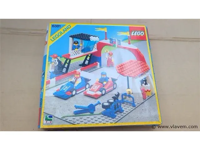 Lego legoland - afbeelding 1 van  7