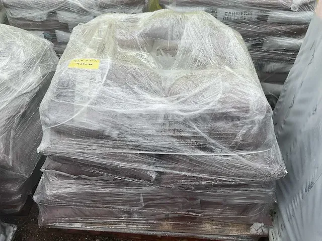 Leislag rood dakmateriaal - afbeelding 1 van  2