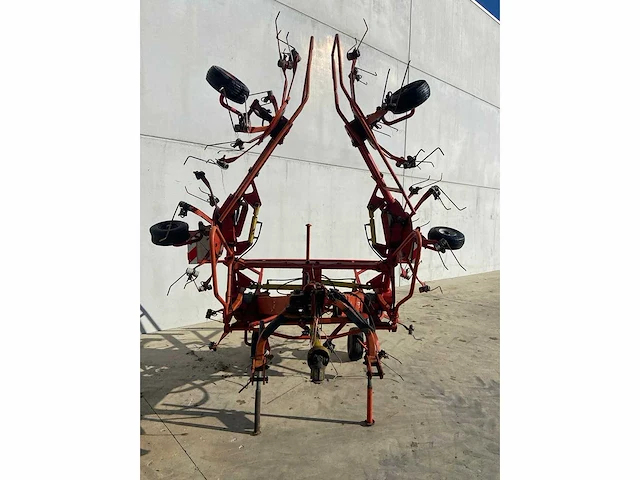Lely lotus 675 - hay tedder - afbeelding 2 van  4