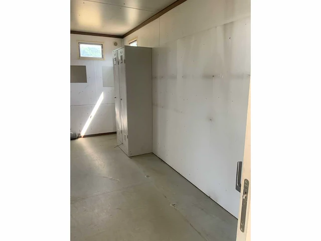 Lenaerts blommaert container/vestiare - afbeelding 4 van  18