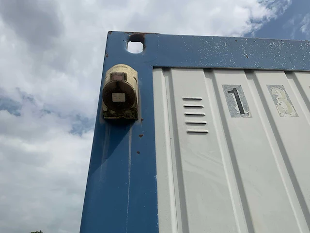 Lenaerts blommaert container/vestiare - afbeelding 10 van  18