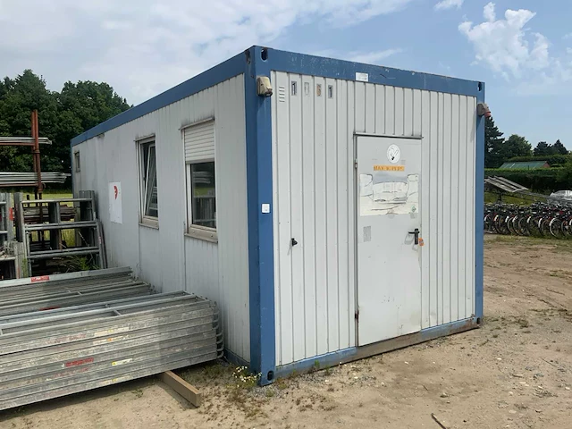 Lenaerts blommaert container/vestiare - afbeelding 12 van  18