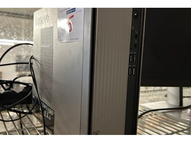 Lenovo desktop, scherm en toebehoren - afbeelding 5 van  6