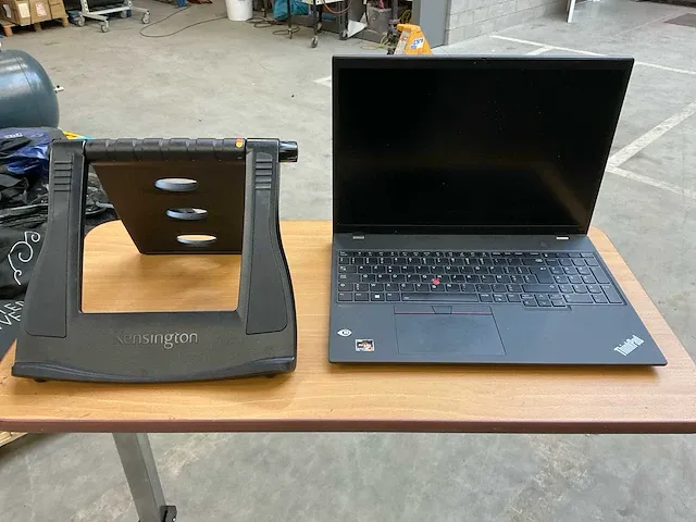 Lenovo thinkpad t16 gen1 laptop - afbeelding 1 van  10