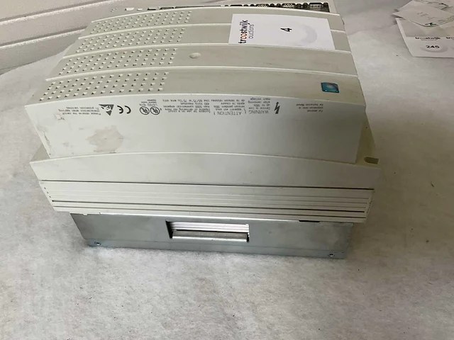 Lenze evs9327-civ00 frequentieregelaar - afbeelding 3 van  5