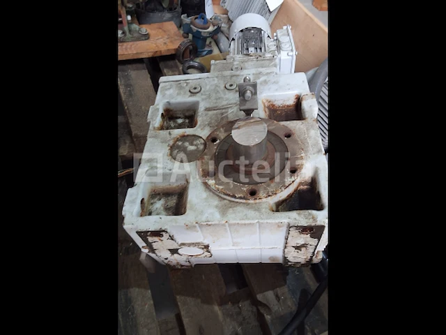 Lenze gear motor gks07-4m hbr 063c42 - afbeelding 4 van  4