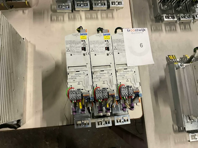 Lenze vector 8200 drives - afbeelding 2 van  3
