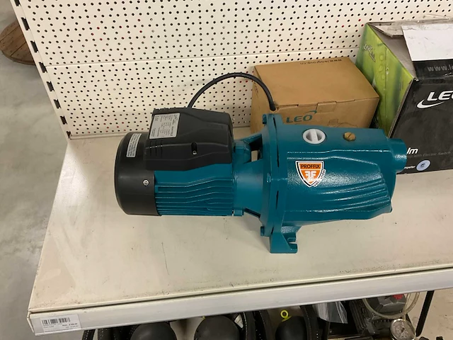 Leo ajm110le waterpomp - afbeelding 1 van  6
