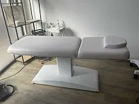 Lesley-ann-poppe massage tafel - afbeelding 4 van  5