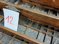 Letterkast met loden letters - afbeelding 2 van  2