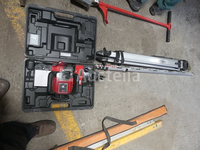 Levelfix 550hb roterende laserwaterpas kit - afbeelding 7 van  8