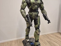 Levensgroot beeld halo 2