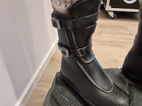 Levensgroot beeld lara croft - afbeelding 2 van  14