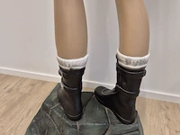 Levensgroot beeld lara croft - afbeelding 6 van  14