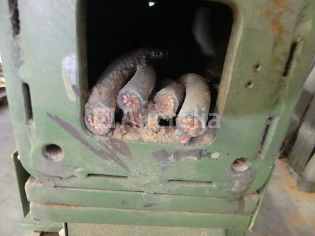 Lewecke boorinstallatie met meerdere spindels - afbeelding 11 van  19