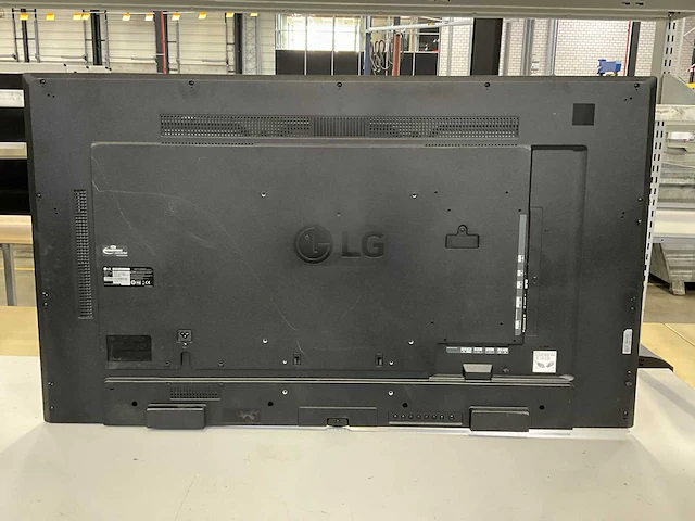 Lg 55se3kd-b 55” monitor (2x) - afbeelding 2 van  7