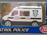 Lg-imports die-cast patrol police politie van wit 1:62