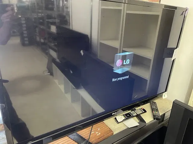 Lg tv - afbeelding 1 van  6