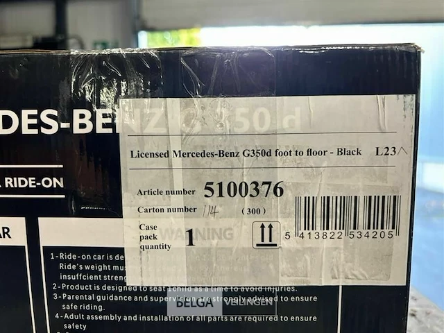 Licensed mercedes-benz g350d foot to floor - black - afbeelding 4 van  4