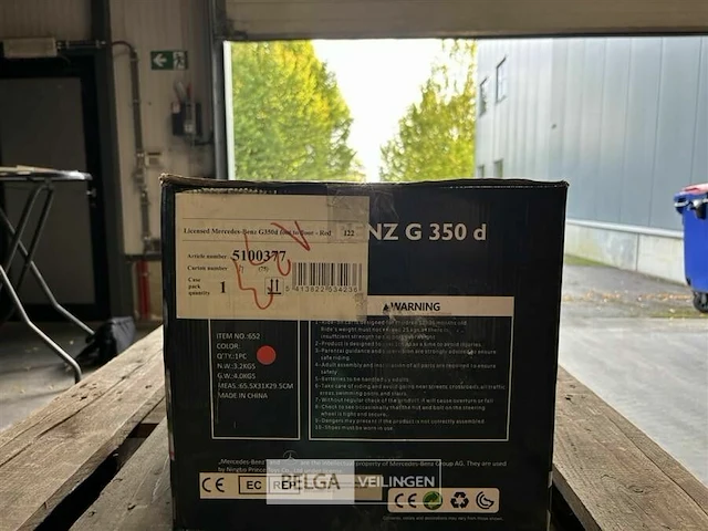 Licensed mercedes-benz g350d foot to floor - red - afbeelding 3 van  4