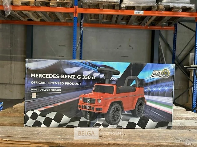 Licensed mercedes-benz g350d foot to floor - white - afbeelding 1 van  4