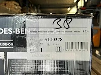 Licensed mercedes-benz g350d foot to floor - white - afbeelding 4 van  4