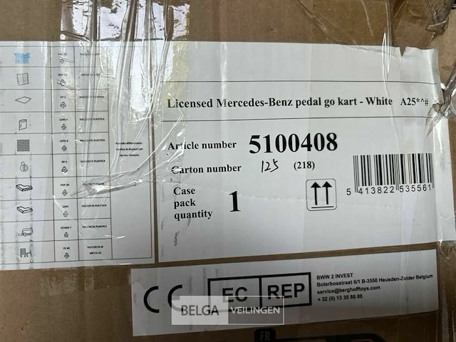 Licensed mercedes-benz pedal go kart - white - afbeelding 4 van  4