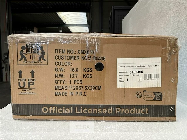Licensed mercedes-benz pedal go kart black - afbeelding 5 van  6
