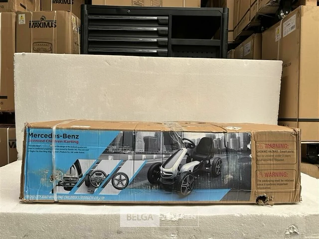 Licensed mercedes-benz pedal go kart black - afbeelding 3 van  4