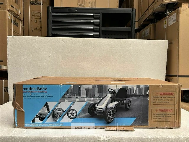 Licensed mercedes-benz pedal go kart white - afbeelding 2 van  3