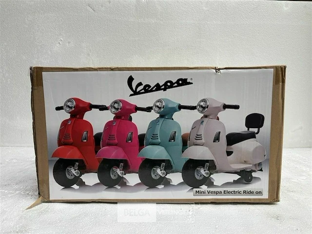 Licensed mini vespa ride on car teal - afbeelding 2 van  3
