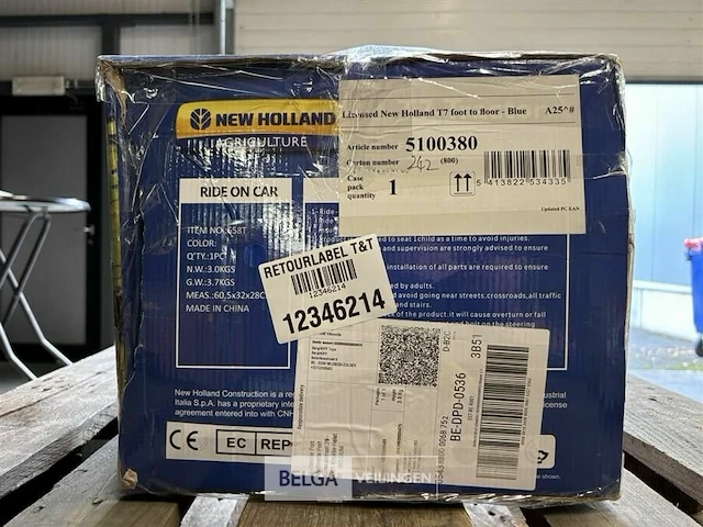 Licensed new holland t7 foot to floor - blue - afbeelding 3 van  4