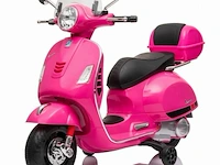 Licensed vespa gts ride on car pink - afbeelding 1 van  3