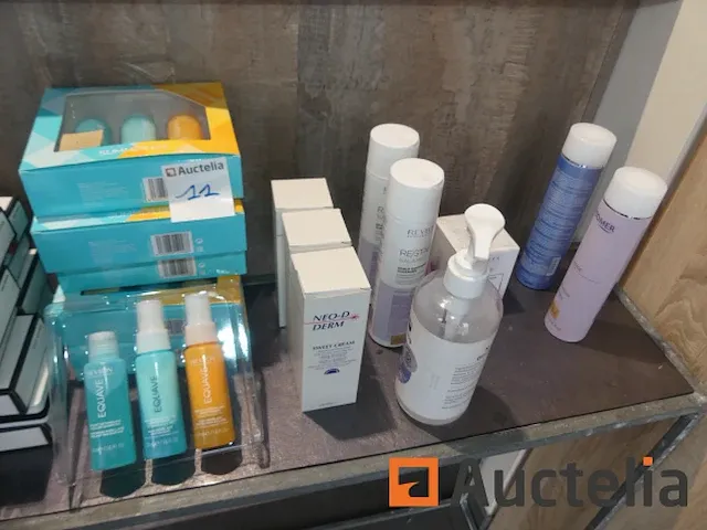 Lichaamsverzorgingsproducten, credenza, kleine meubilair displays - afbeelding 3 van  14