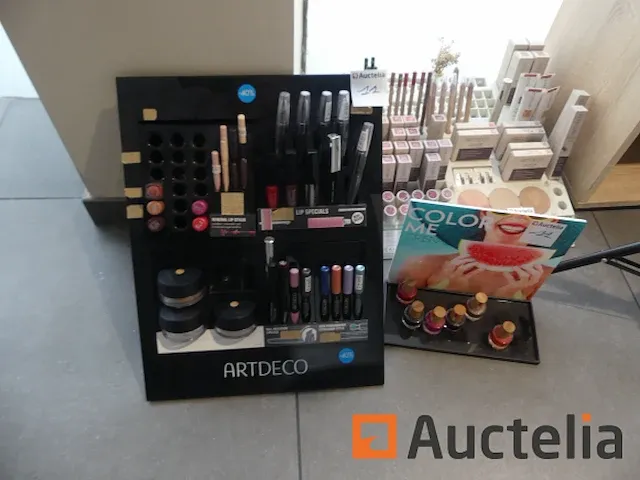 Lichaamsverzorgingsproducten, credenza, kleine meubilair displays - afbeelding 10 van  14