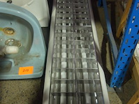 Lichtarmatuur 1,30 x 0,30 m - afbeelding 1 van  1